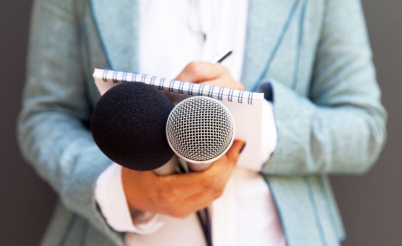 Comment devenir journaliste : les différentes formations à Paris et en province