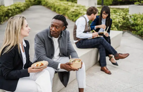 Réinventer la pause-déjeuner : une opportunité pour renforcer l’engagement des employés ?